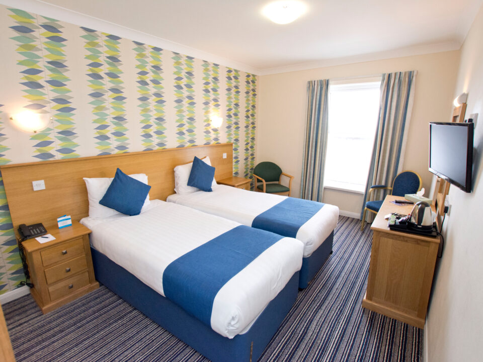 TLH Carlton Hotel, Torquay Twin Bedroom