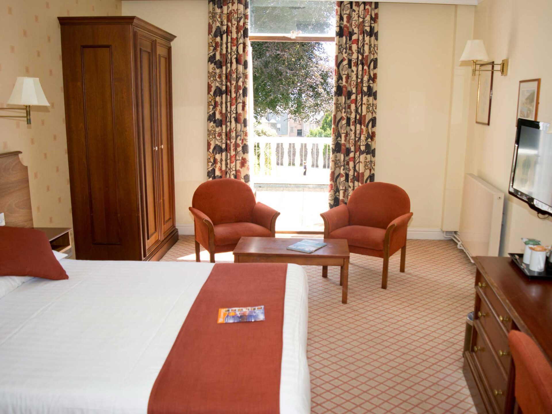 TLH Toorak Hotel Bedrooms TLH Leisure Resort Torquay
