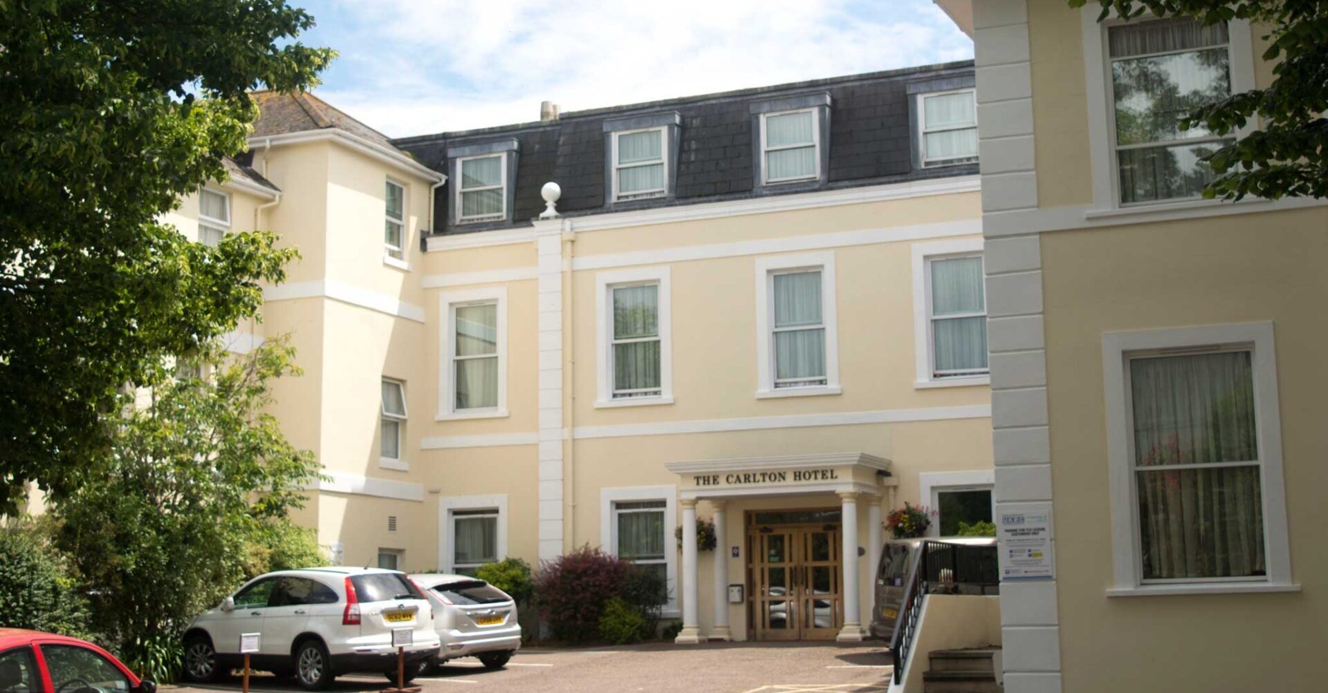 TLH Carlton Hotel Wins 2020 Tripadvisor Travelers’ Choice Award