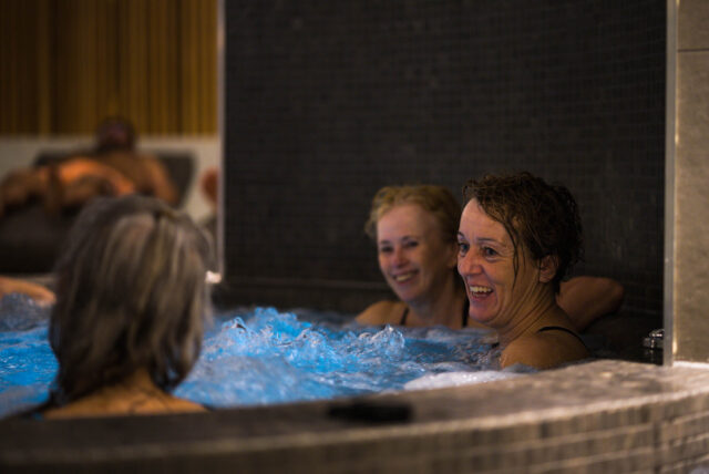 fire-ice-luxury-spa-experience-aztec-spa-torquay